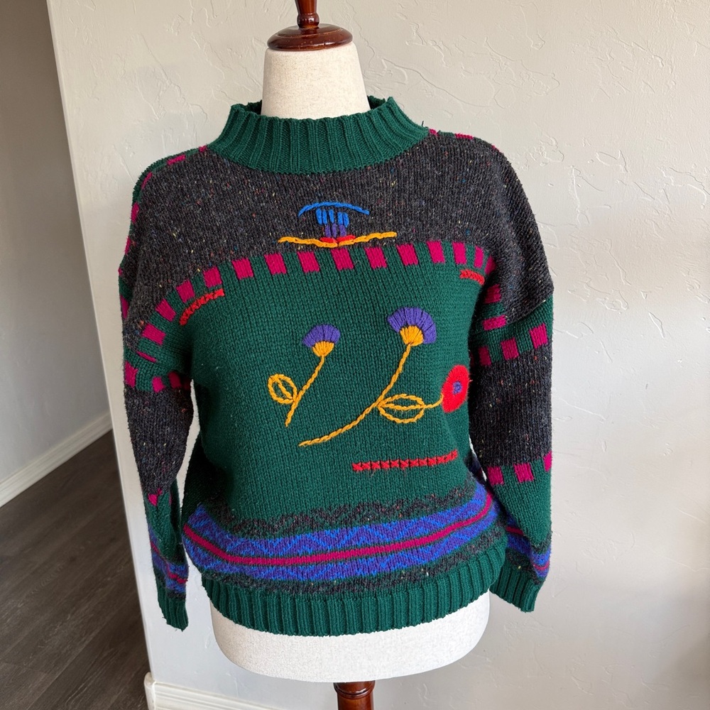 Vintage NUNU Sport 80s Green Knit Floral Embroidered Sweater. Woman’s Large
